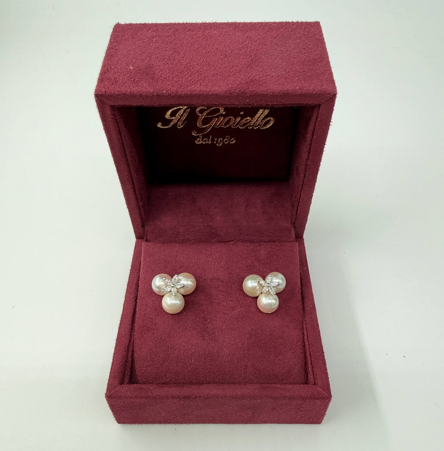 COPPIA DI ORECCHINI ORO 18KT BIANCO CON PERLE E DIAMANTI