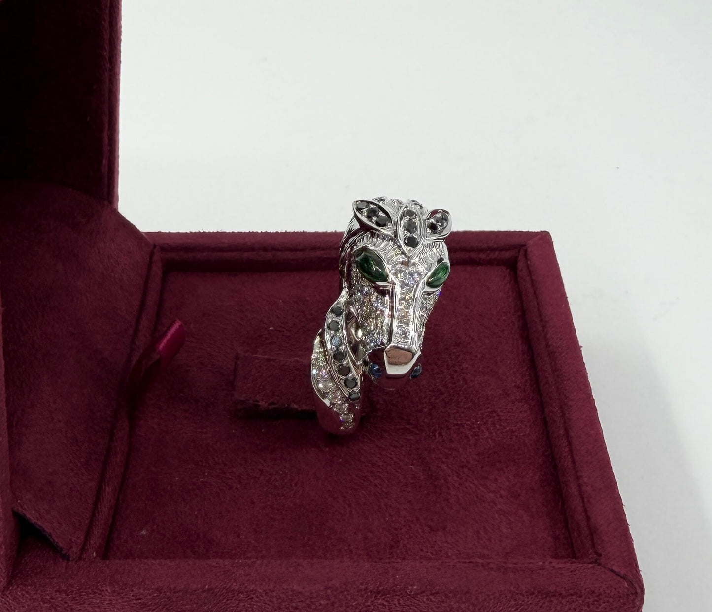 ANELLO IN ORO 18KT BIANCO CON DIAMANTI