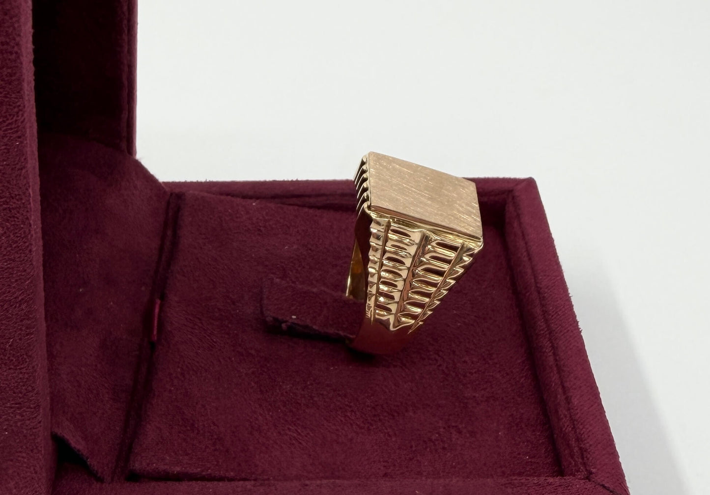 ANELLO IN ORO 18KT GIALLO