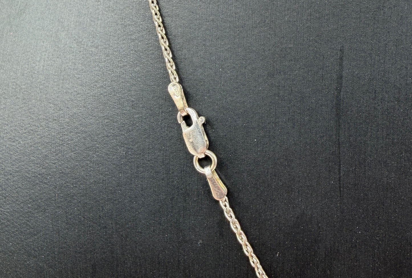 COLLANA ORO 18KT BIANCA CON DIAMANTI