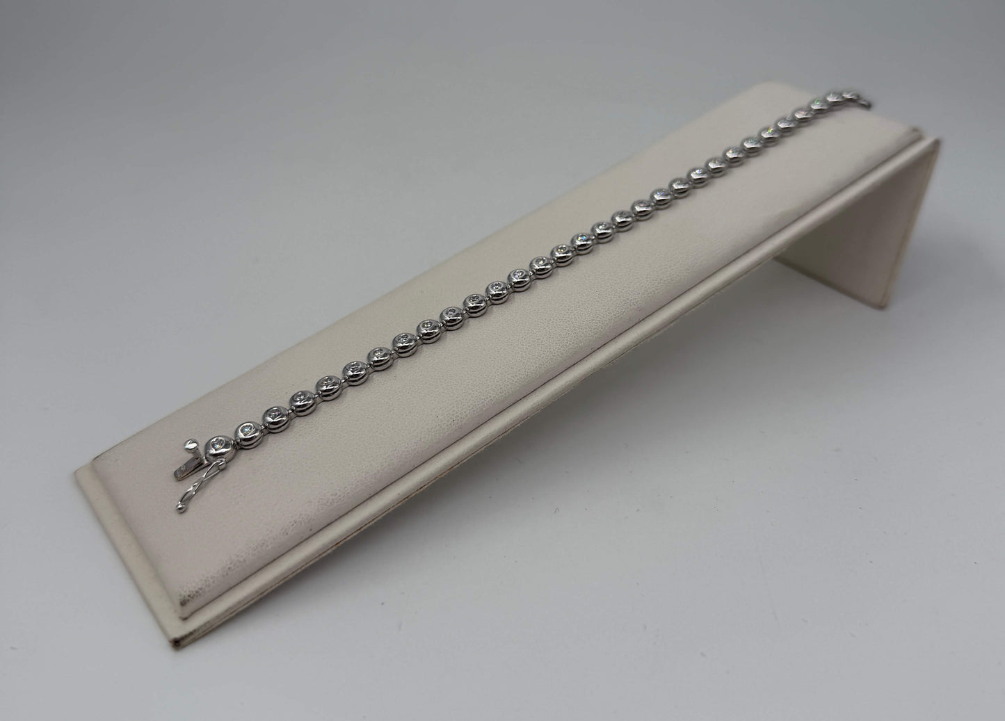 BRACCIALE TENNIS 18KT CON DIAMANTI