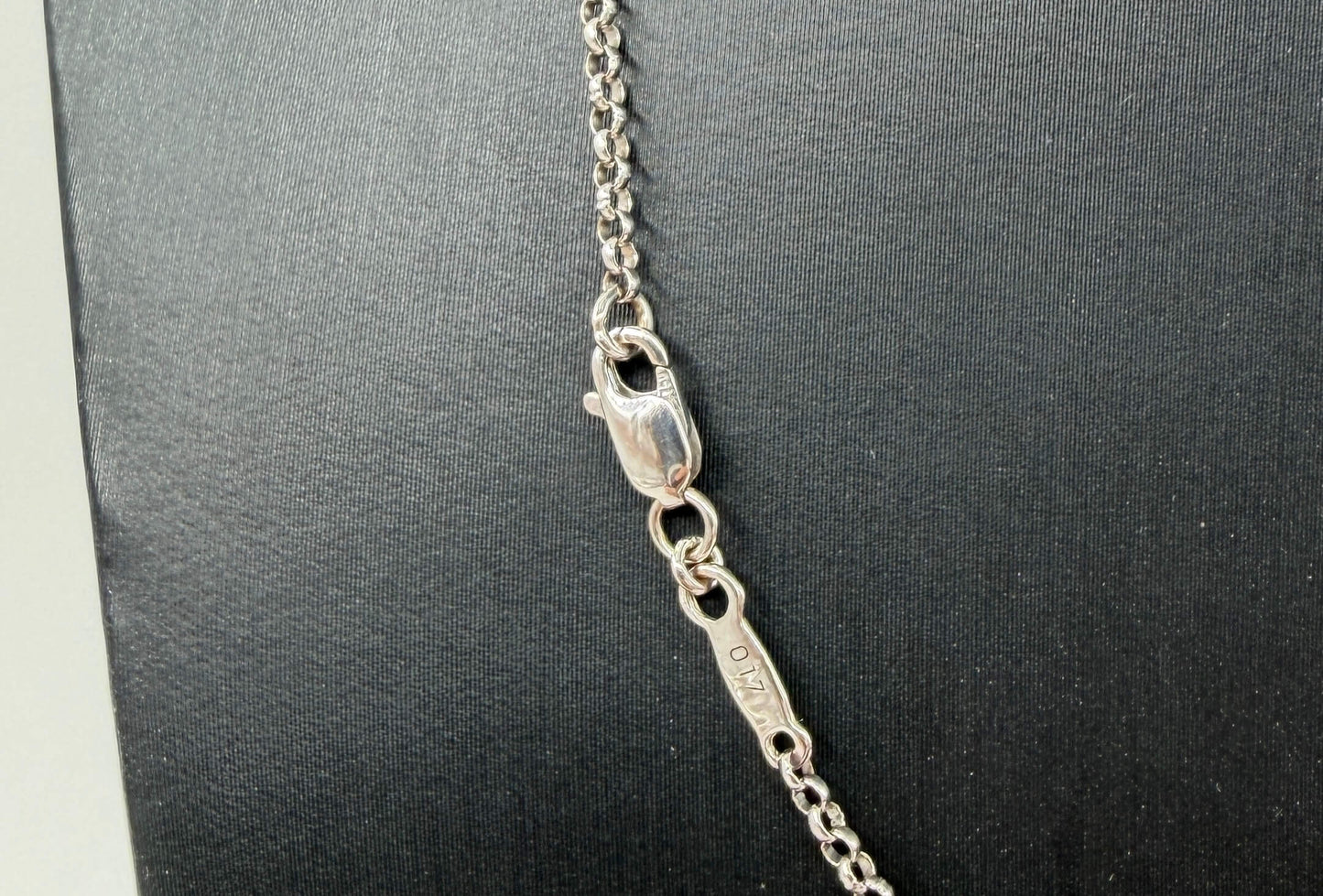 COLLANA ORO 18KT BIANCA CON DIAMANTI