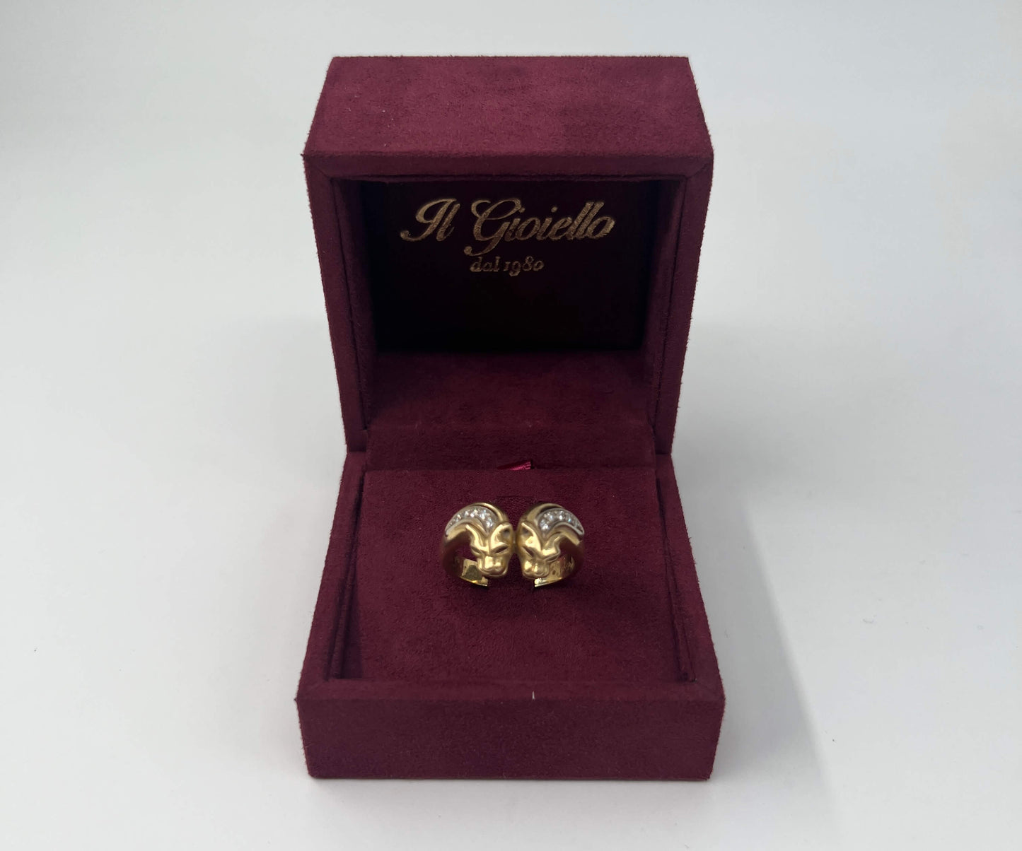 ANELLO IN ORO 18KT GIALLO CON DIAMANTI