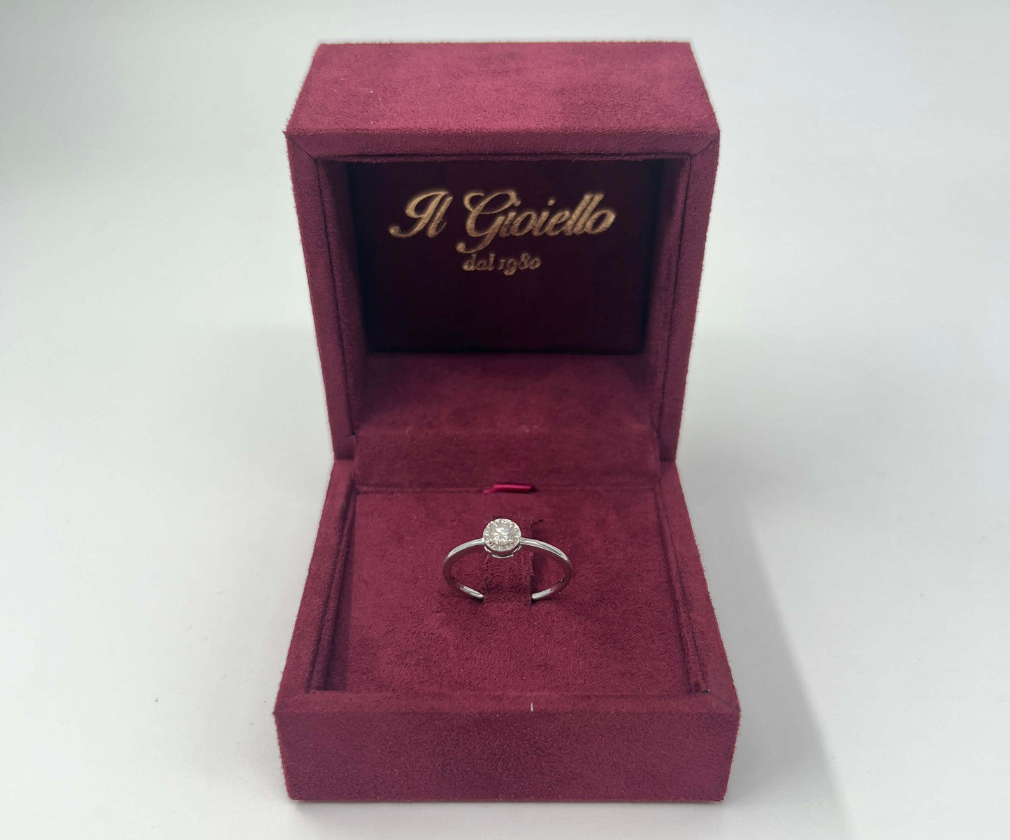 ANELLO SOLITARIO IN ORO 18KT BIANCO