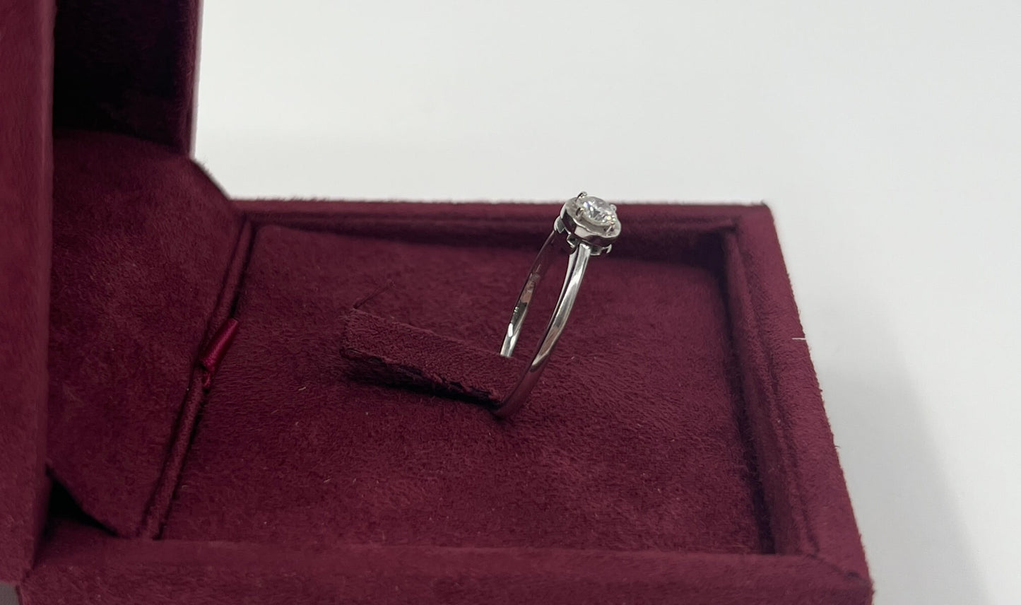 ANELLO SOLITARIO IN ORO 18KT BIANCO