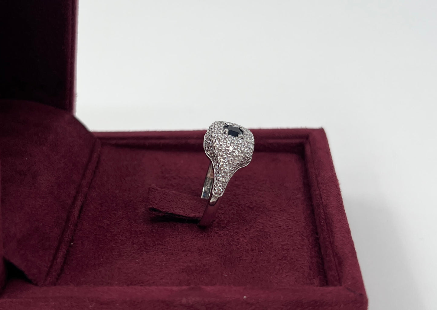 ANELLO IN ORO 18KT BIANCO