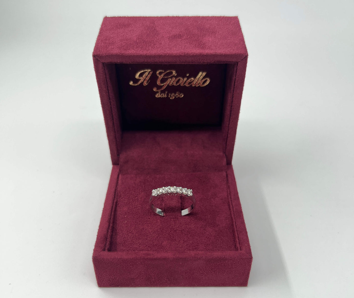 ANELLO IN ORO 18KT BIANCO CON DIAMANTI