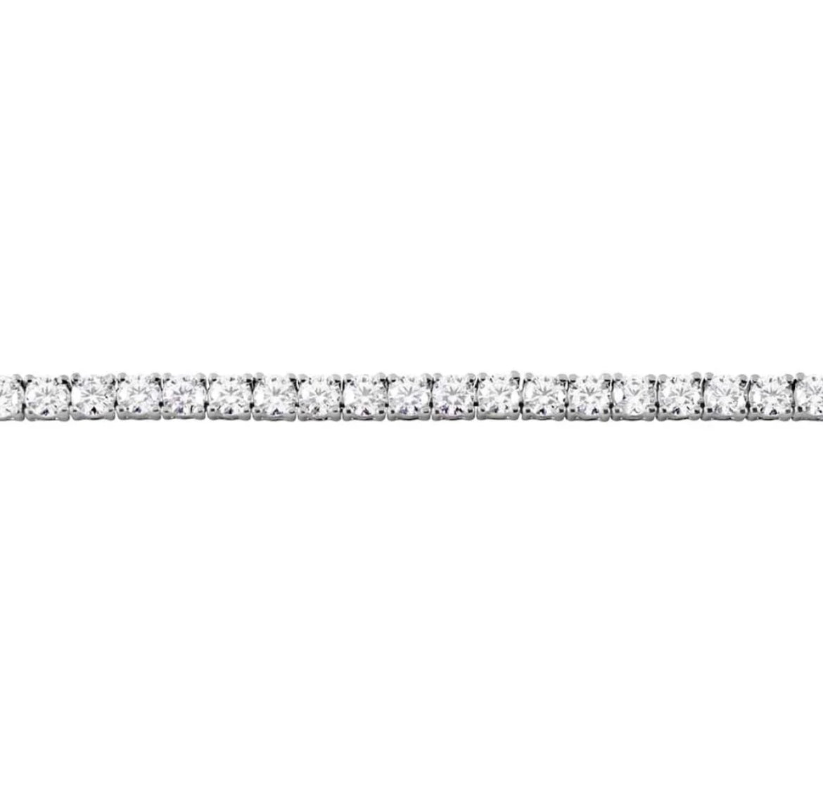 dettaglio bracciale tennis in argento 925 e zirconi
