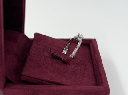 ANELLO SOLITARIO IN ORO 18KT BIANCO