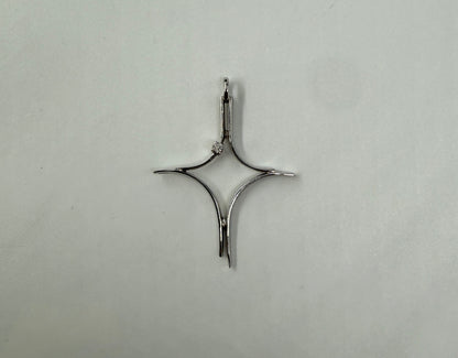 CIONDOLO ORO 18KT BIANCO CON DIAMANTE