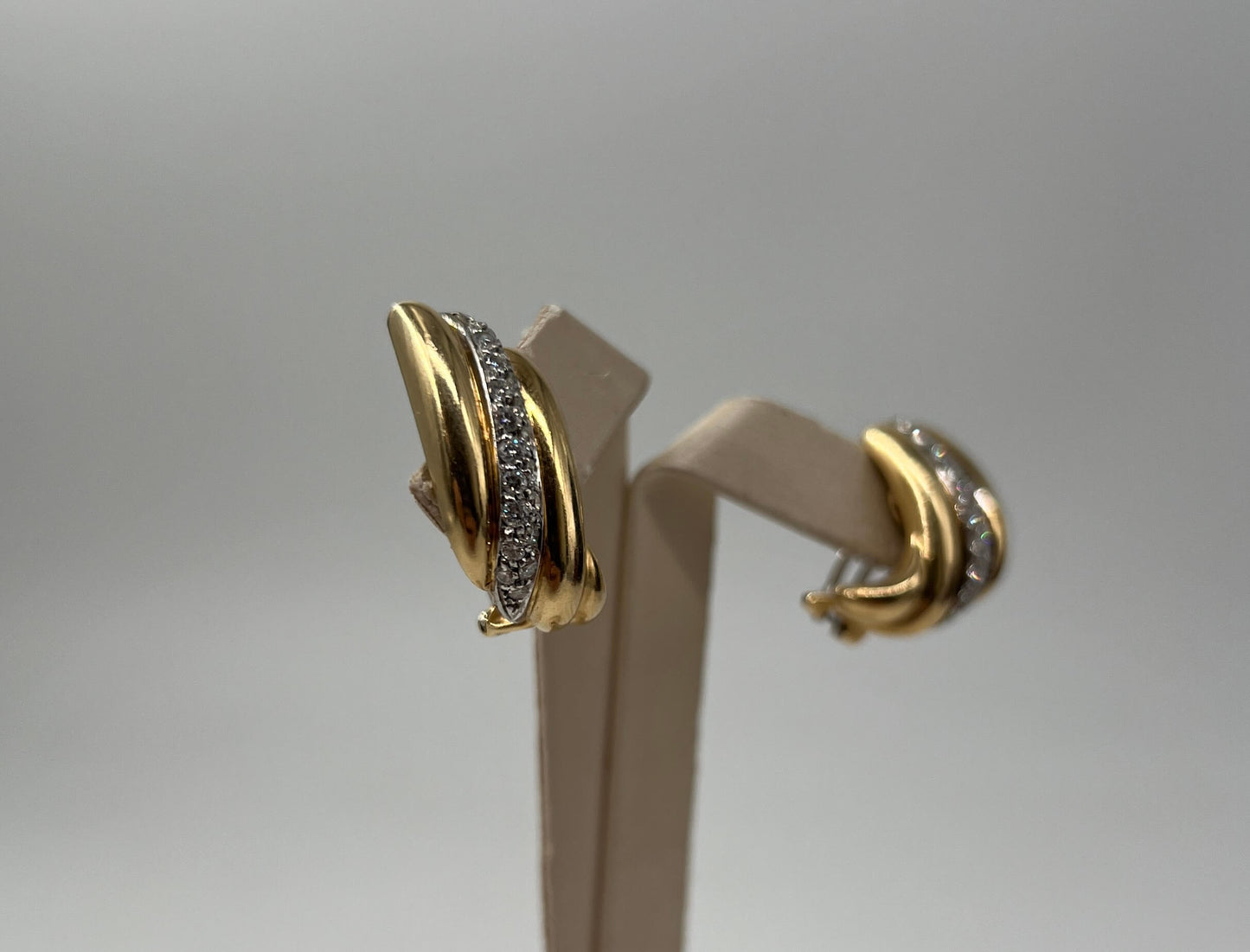 COPPIA DI ORECCHINI ORO 18KT GIALLO CON DIAMANTI