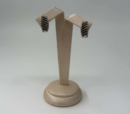 COPPIA DI ORECCHINI ORO 18KT BIANCHI CON DIAMANTI E ZAFFIRI