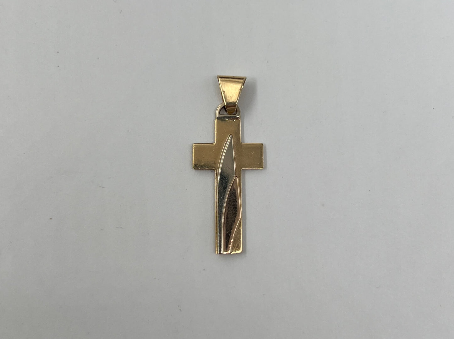 CIONDOLO ORO 18KT TRICOLOR