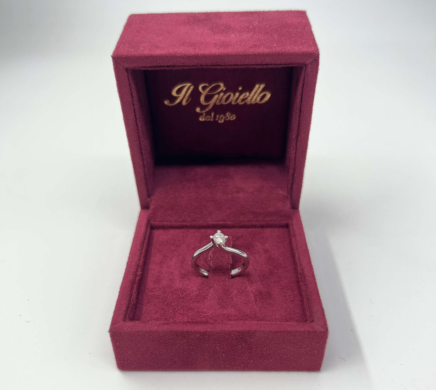 ANELLO SOLITARIO IN ORO 18KT BIANCO