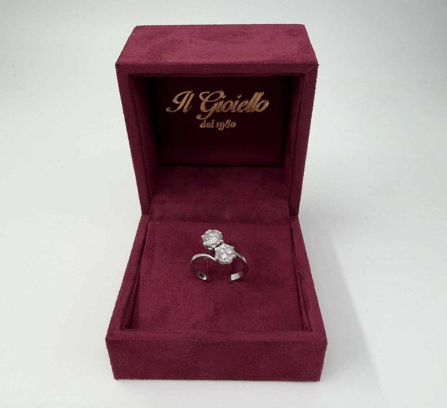 ANELLO IN ORO 18KT BIANCO CON DIAMANTI