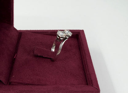 ANELLO IN ORO 18KT BIANCO CON DIAMANTI