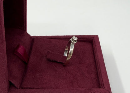 ANELLO SOLITARIO IN ORO 18KT BIANCO