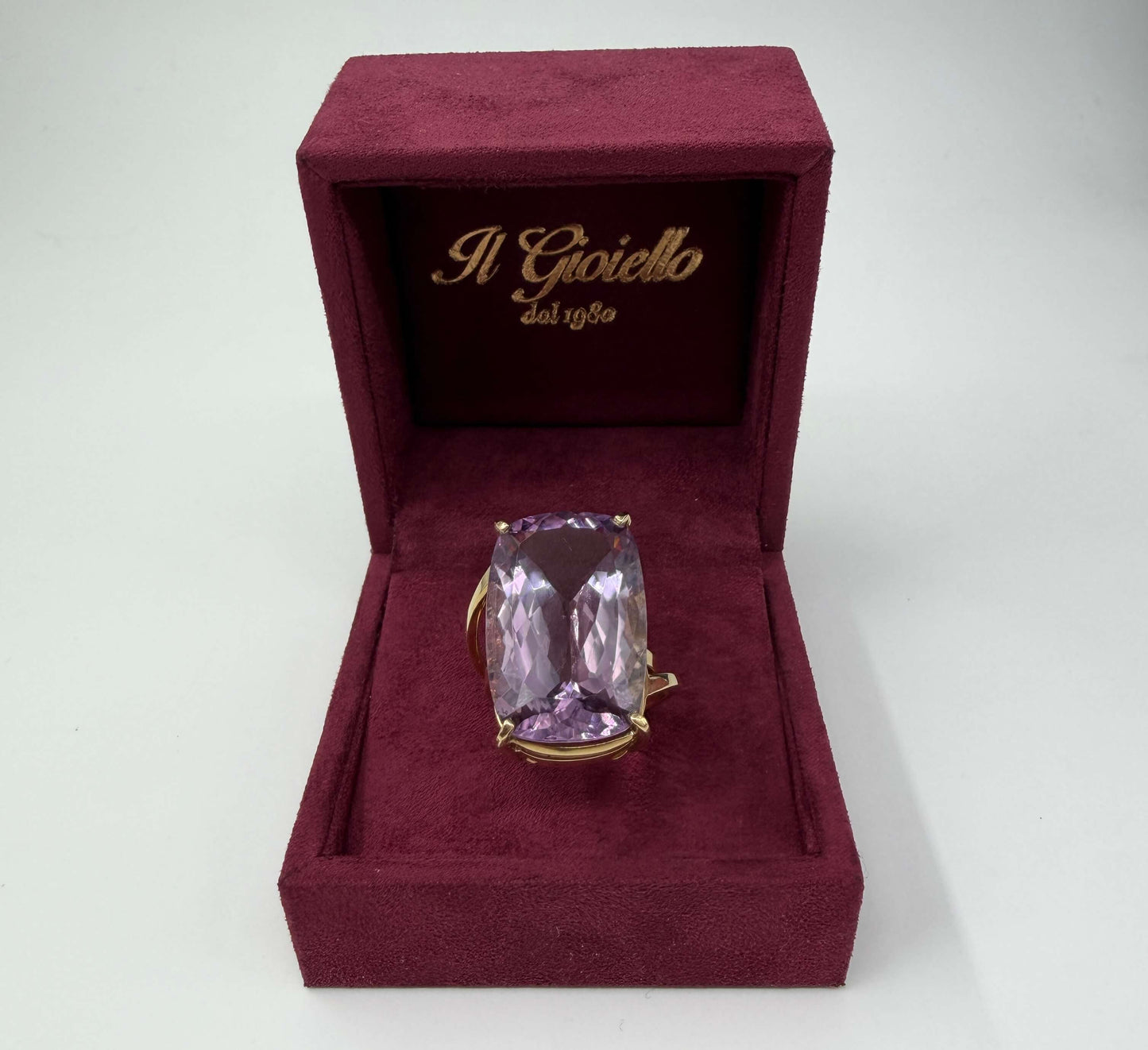ANELLO IN ORO 18KT GIALLO CON AMETISTA