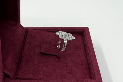 ANELLO IN ORO 18KT BIANCO CON DIAMANTI