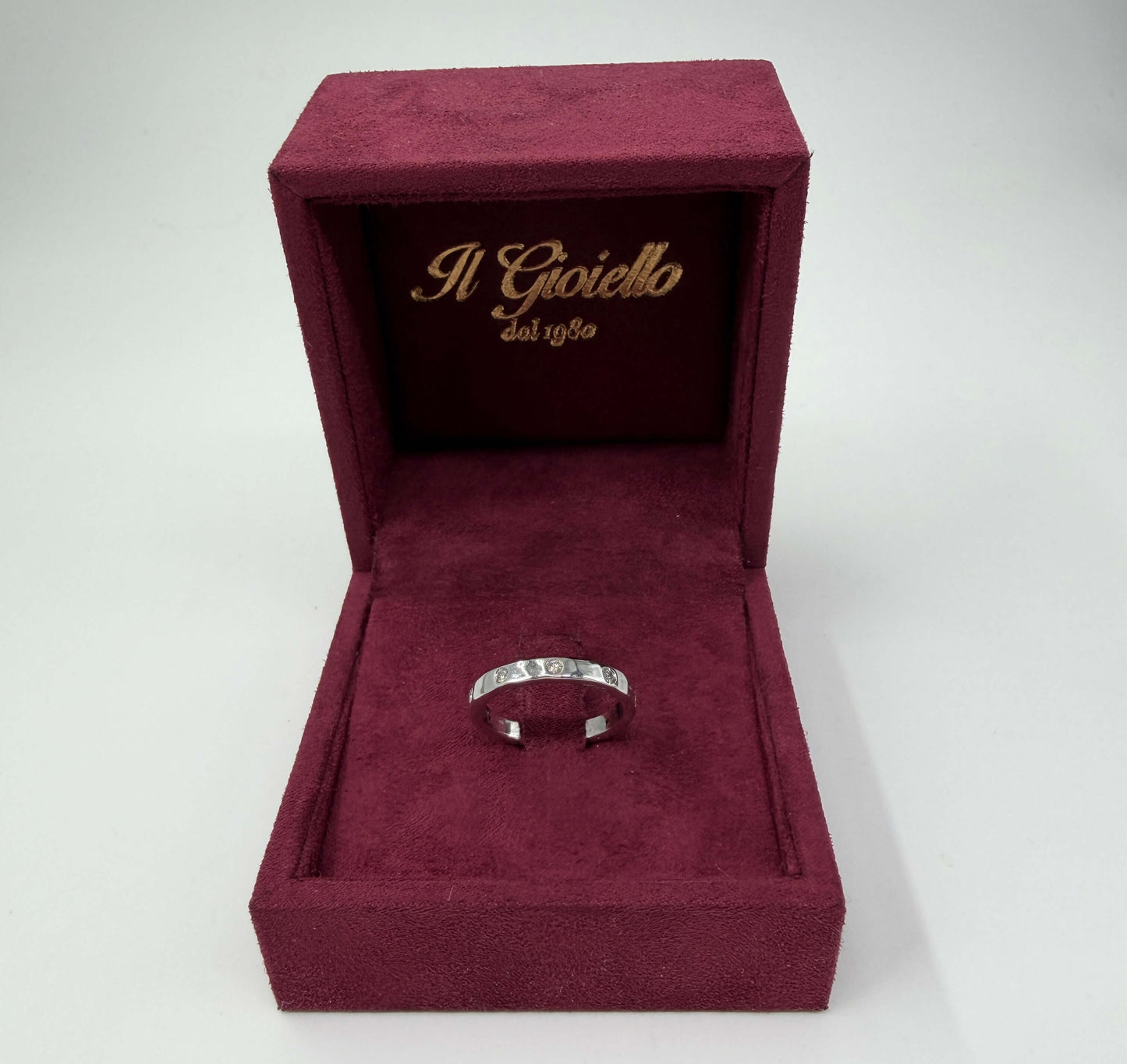 ANELLO IN ORO 18KT BIANCO CON DIAMANTI