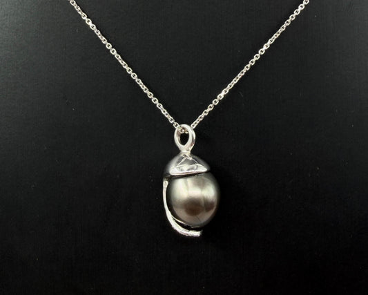 COLLANA ORO 18KT BIANCA CON DIAMANTI E PERLA TAHITI