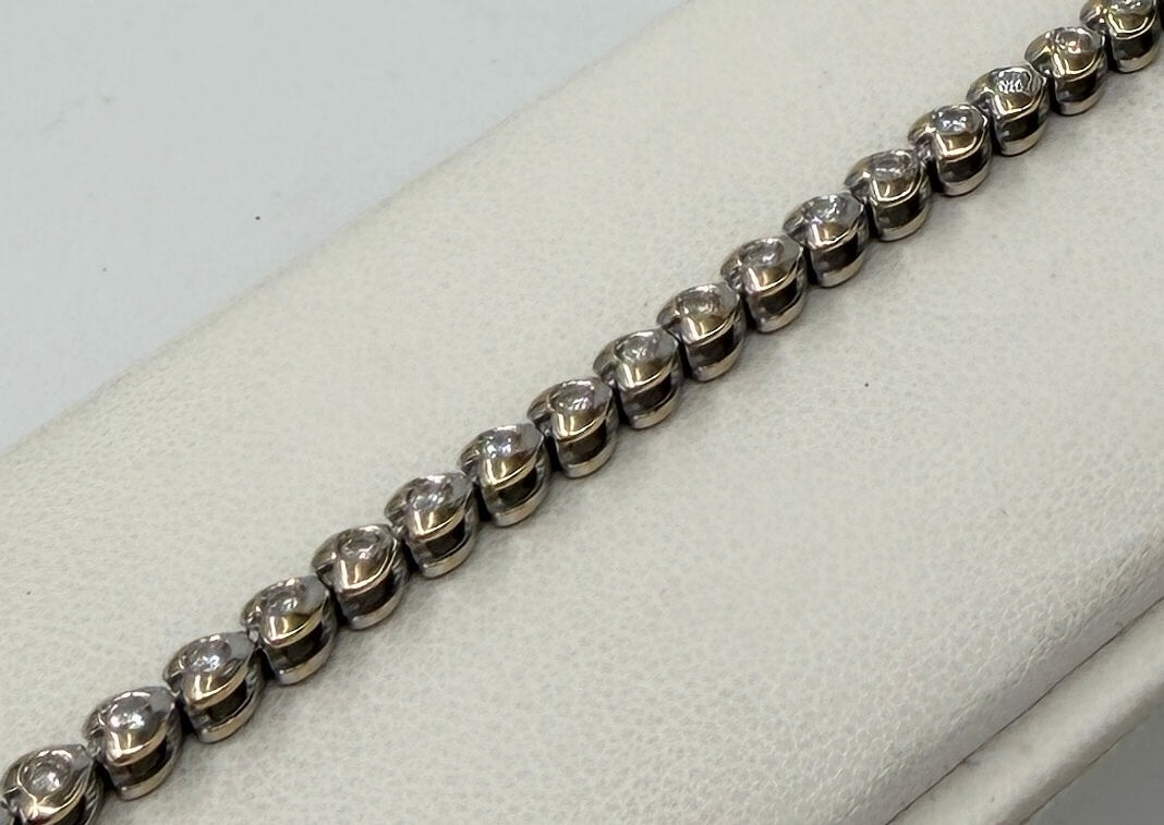 BRACCIALE TENNIS 18KT CON DIAMANTI