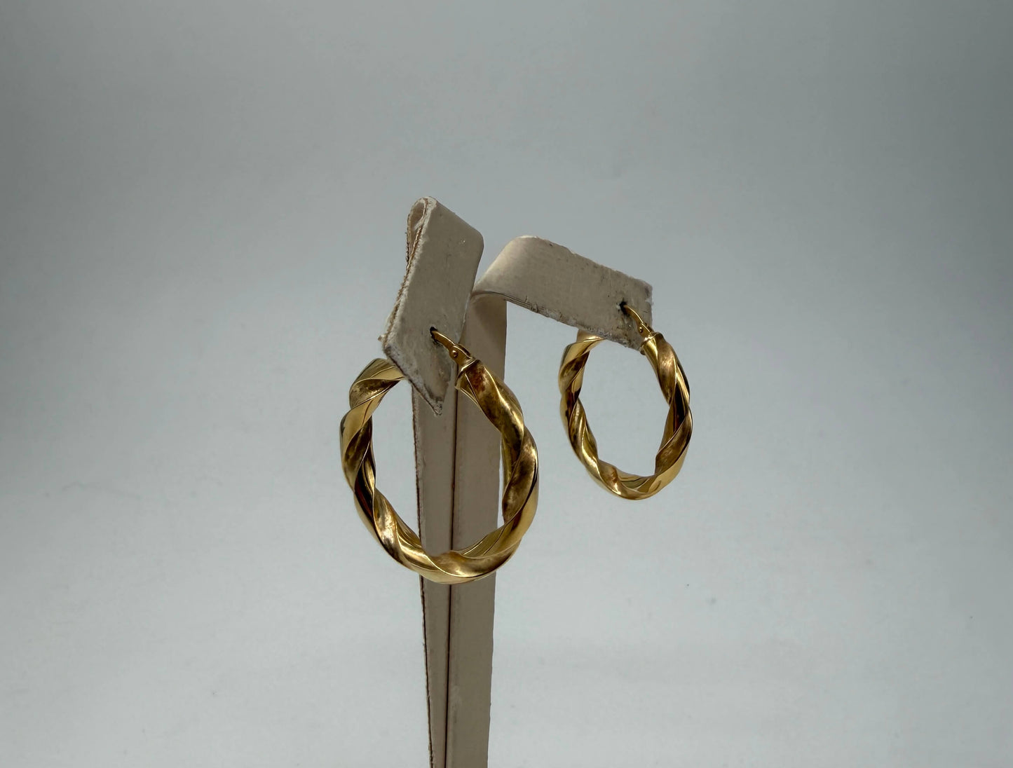 COPPIA DI ORECCHINI ORO 18KT GIALLO