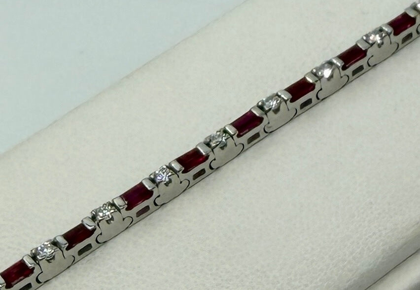BRACCIALE TENNIS 18KT CON DIAMANTI E RUBINI