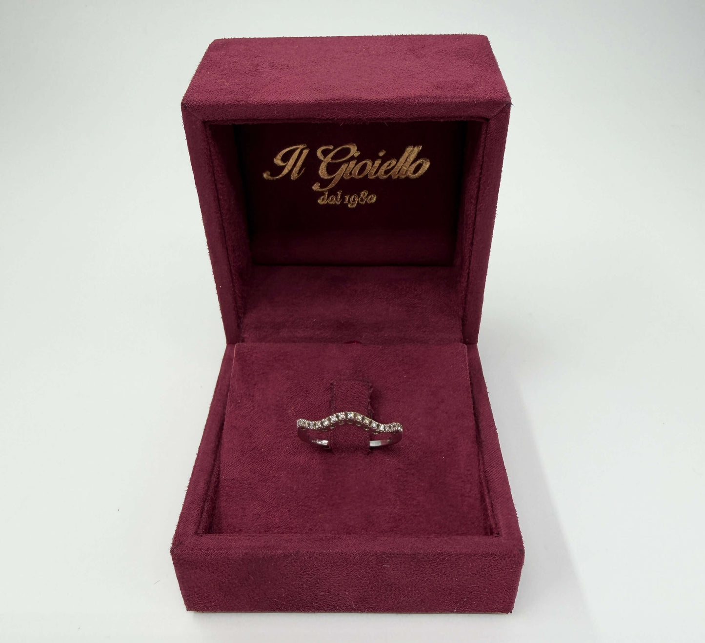 ANELLO IN ORO 18KT BIANCO CON DIAMANTI