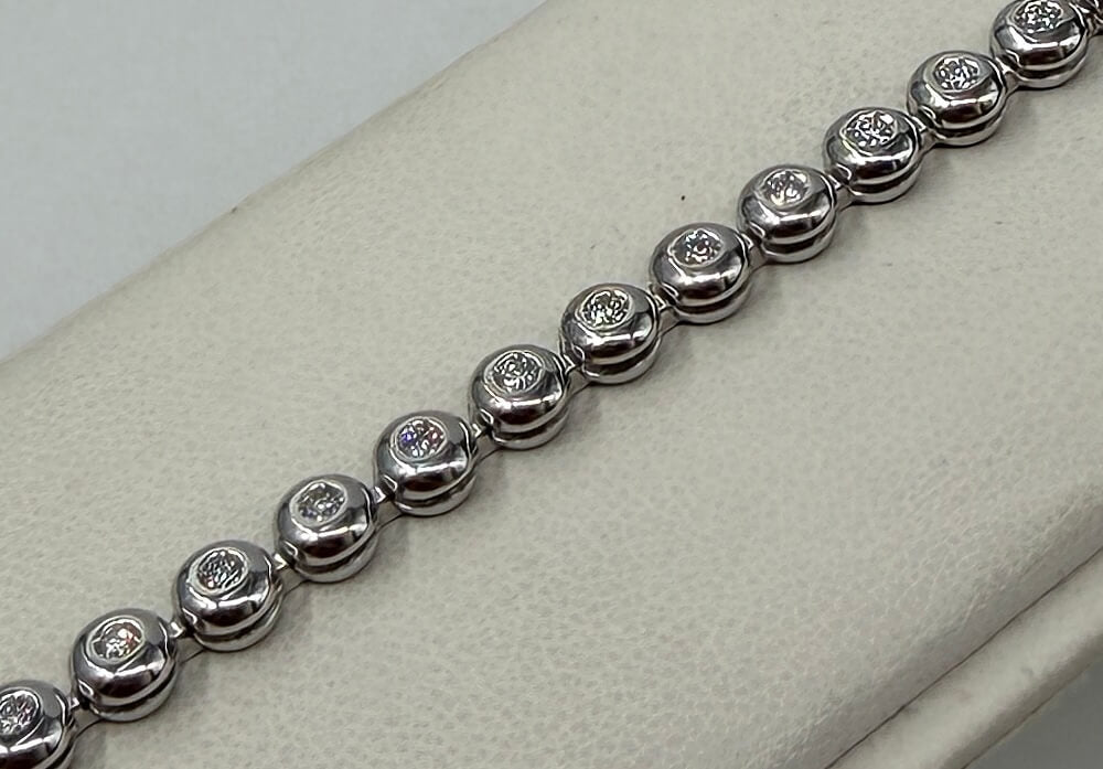 BRACCIALE TENNIS 18KT CON DIAMANTI