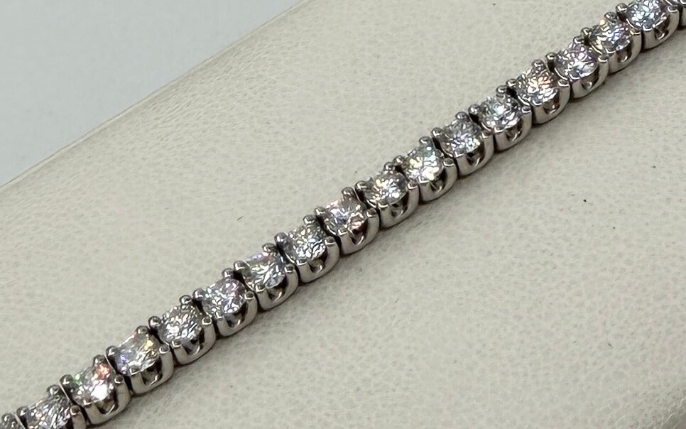 BRACCIALE TENNIS 18KT CON DIAMANTI
