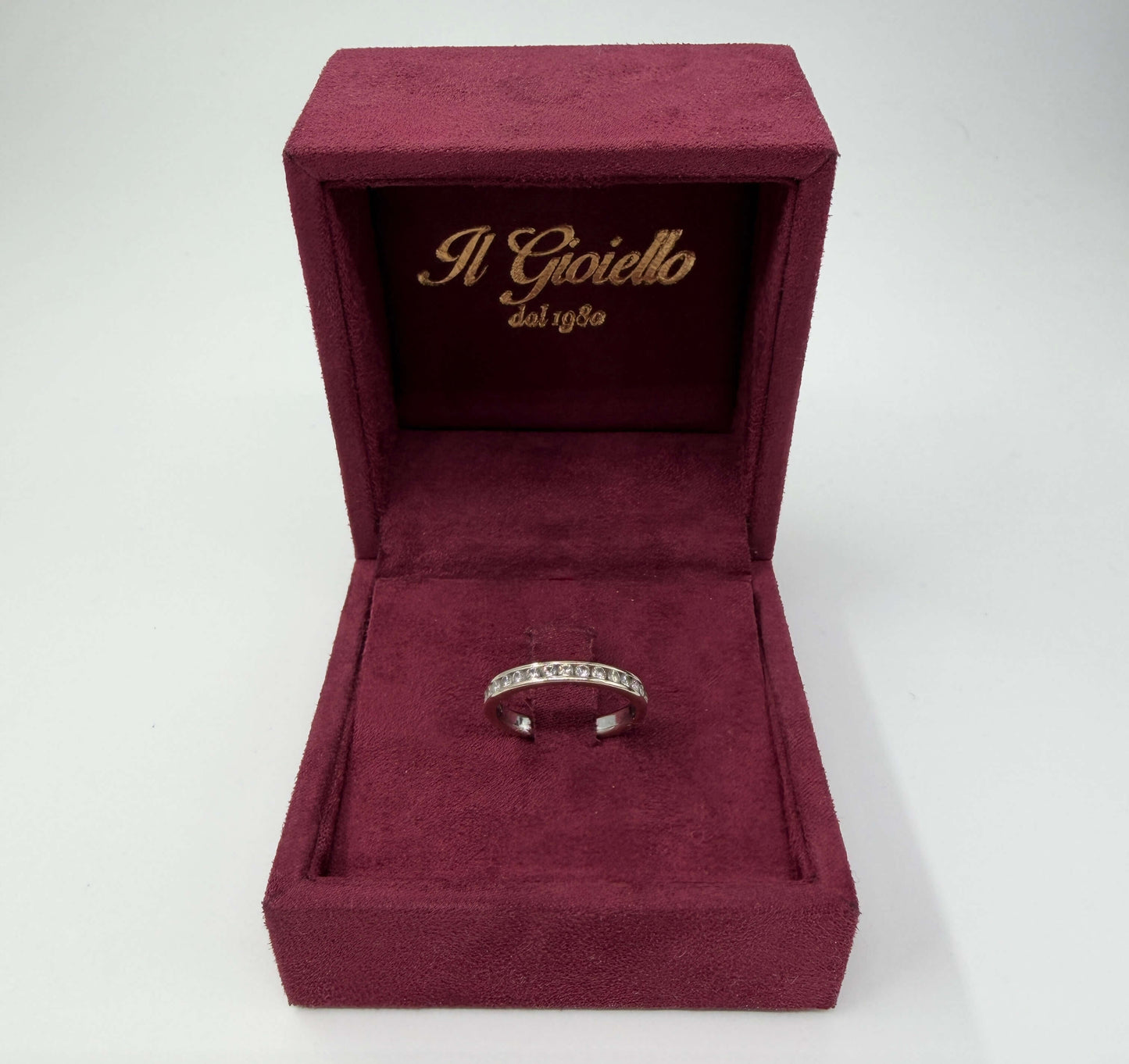 ANELLO IN ORO 18KT BIANCO CON DIAMANTI NATURALI