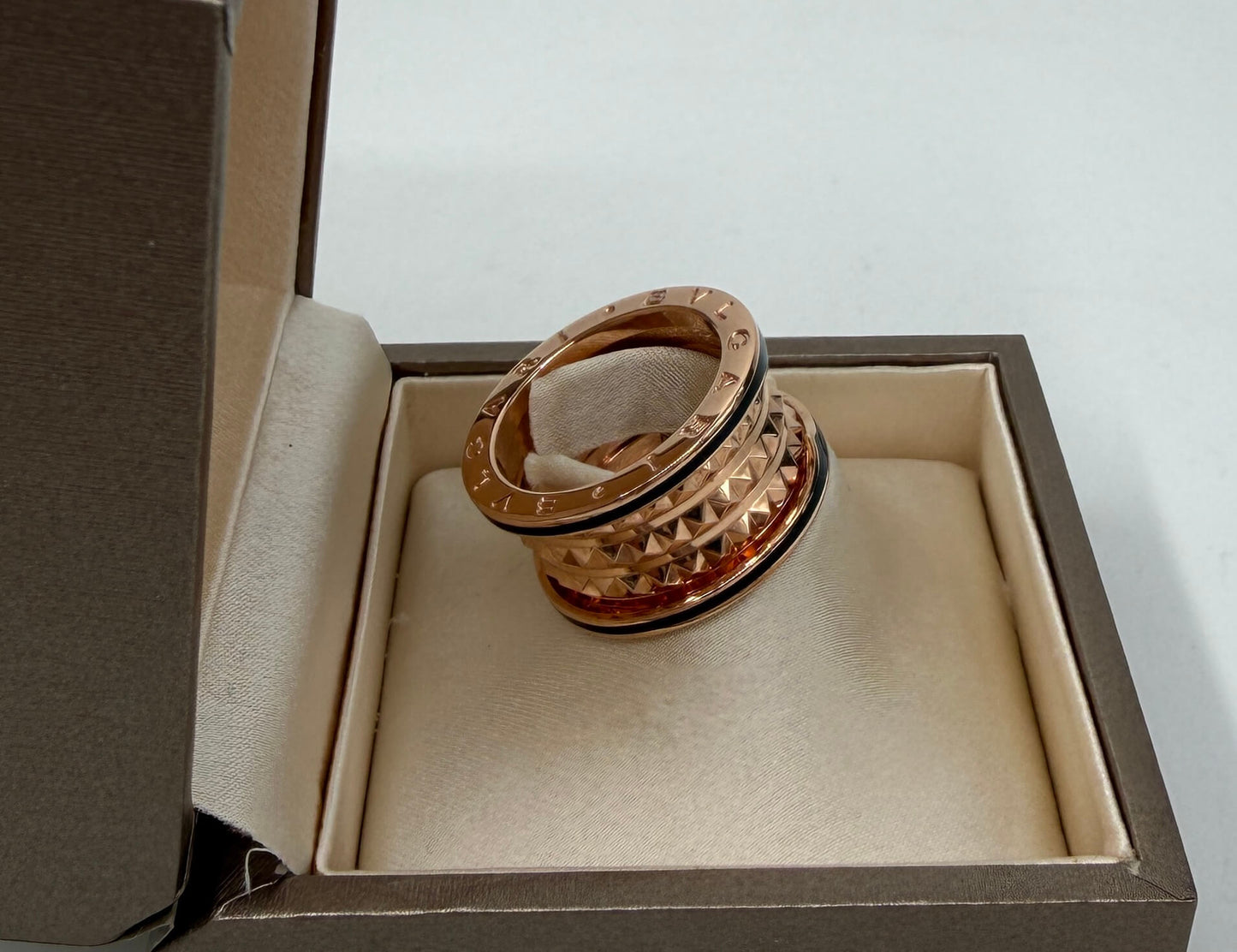 ANELLO IN ORO 18KT ROSA BVLGARI