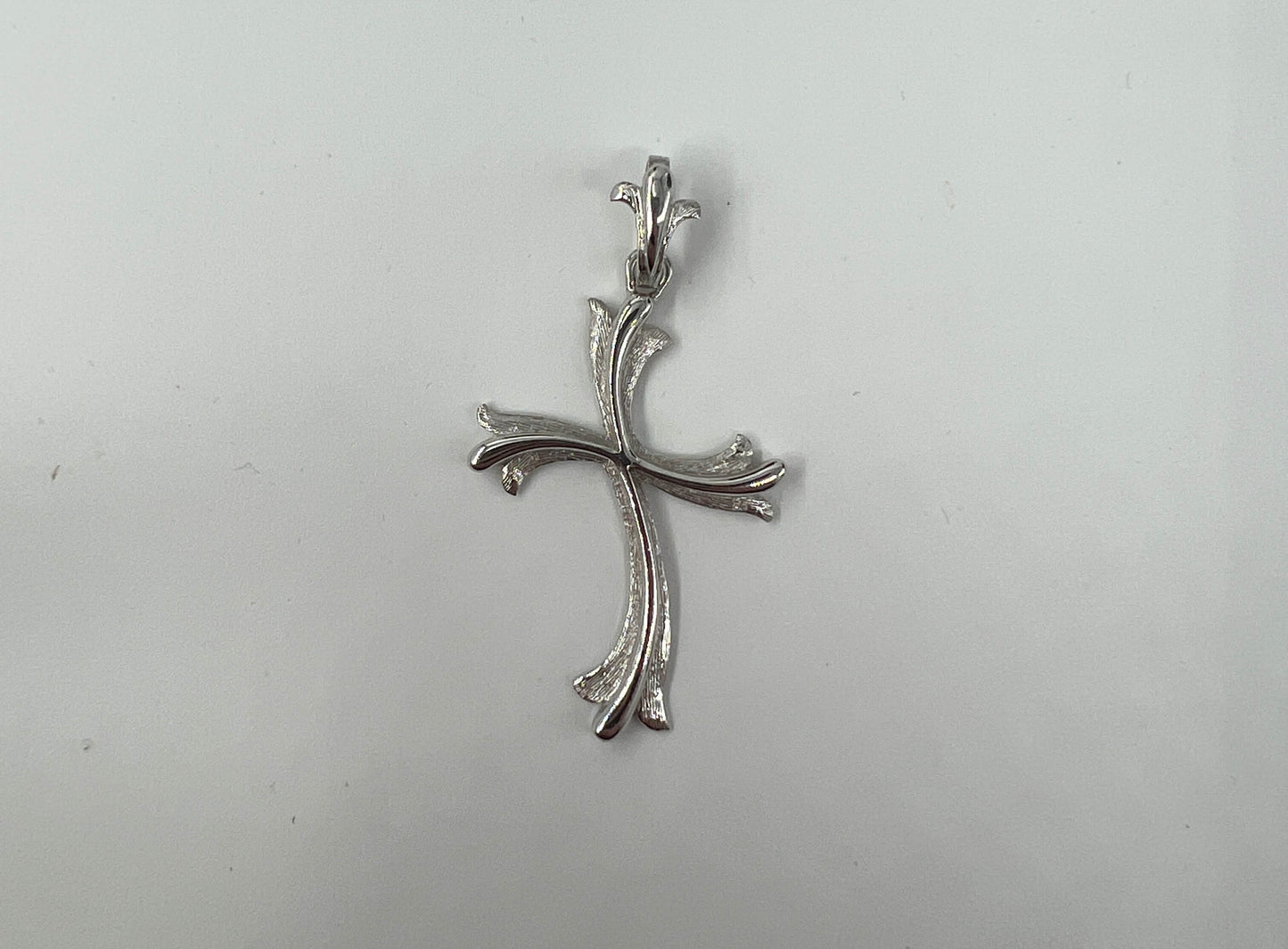 CIONDOLO ORO 18KT BIANCO