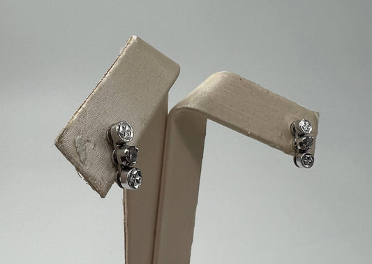COPPIA DI ORECCHINI ORO 18KT BIANCO CON DIAMANTI