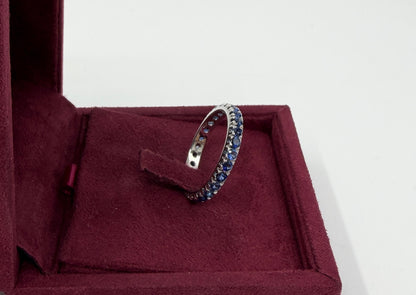 ANELLO IN ORO 18KT BIANCO CON ZAFFIRI NATURALI
