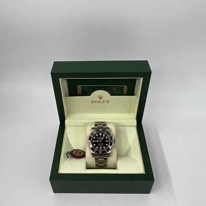 ROLEX SUBMARINER NO DATE 114060 - 2013 FULL SET