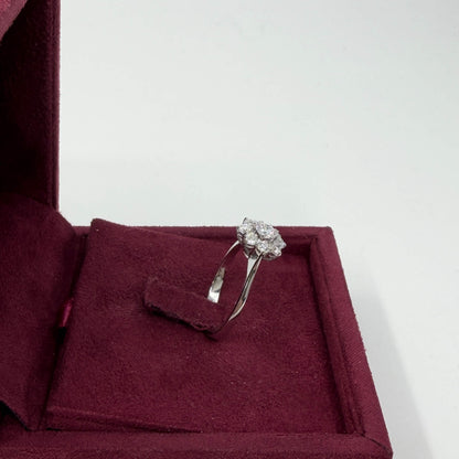 ANELLO ORO 18KT BIANCO Stile Margherita con Diamanti Naturali VS/G da 0.50ct 3.11 gr