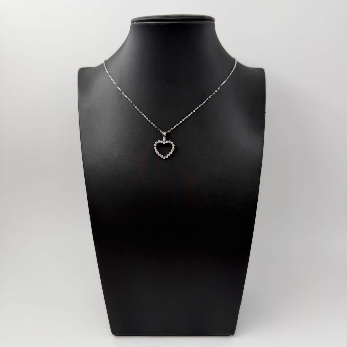 COLLANA ORO 18KT BIANCO Rollò con Ciondolo Cuore con Diamanti Naturali VS/G da 0.40ct 3.68 gr