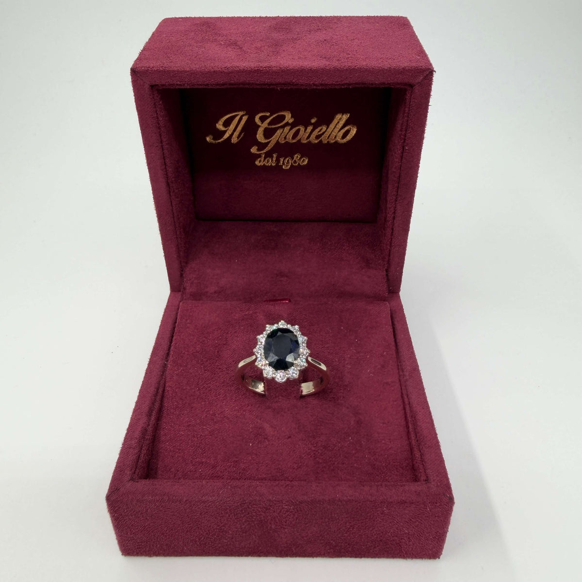 ANELLO ORO 18KT BIANCO Stile Kate con Zaffiro Naturale  1.50ct e Diamanti Naturali VS/G da 0.36ct 4.67 gr