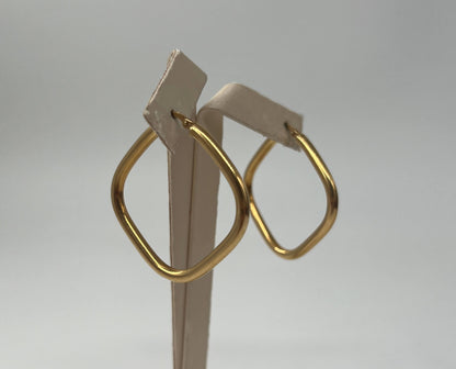 COPPIA DI ORECCHINI ORO 18KT GIALLO